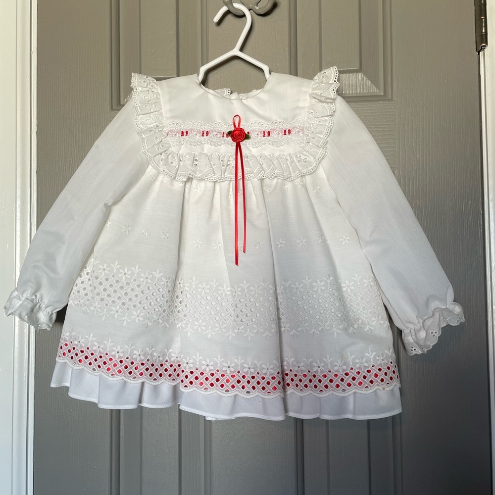 VINTAGE Toddler Girl’s Embroidered Lace Dress